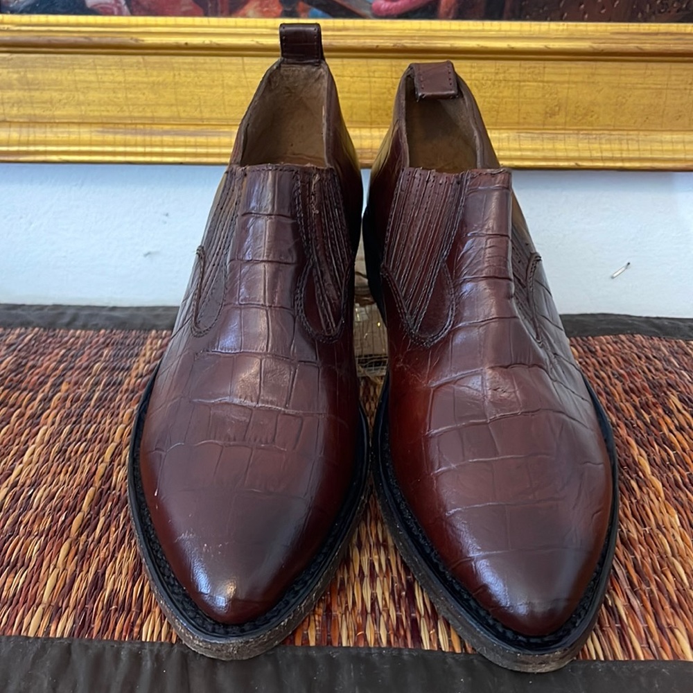 Frye Woman shoes